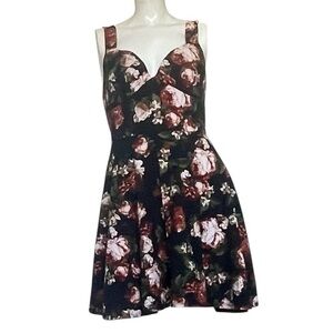 Floral Sleeveless DressSize L